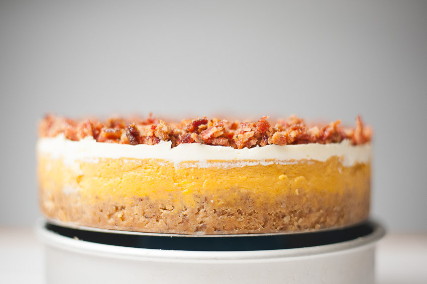 BACON CHEESECAKE IT'S ALIVE