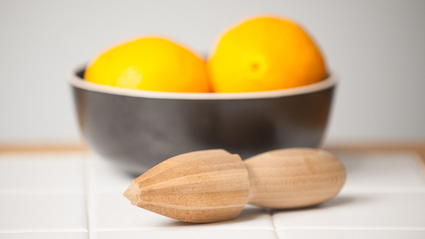 ORANGES AND JUICER