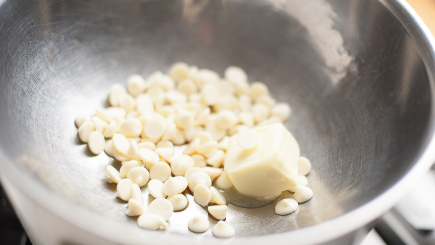 WHITE CHOCOLATE FOR VANILLA WAFER CRUST BEFORE MELTING