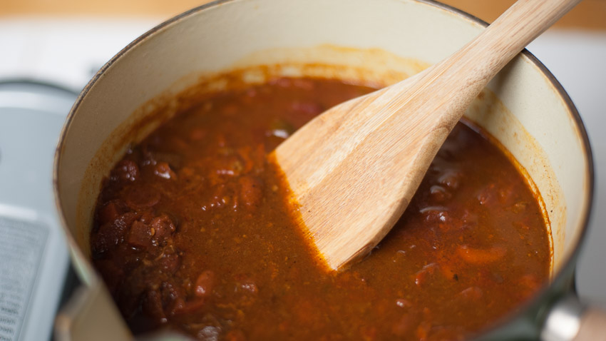 CHILI HEATED IN SAUCEPAN