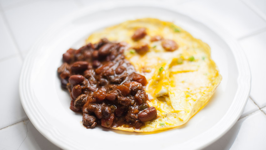 OMELET PLUS CHILI FILLING