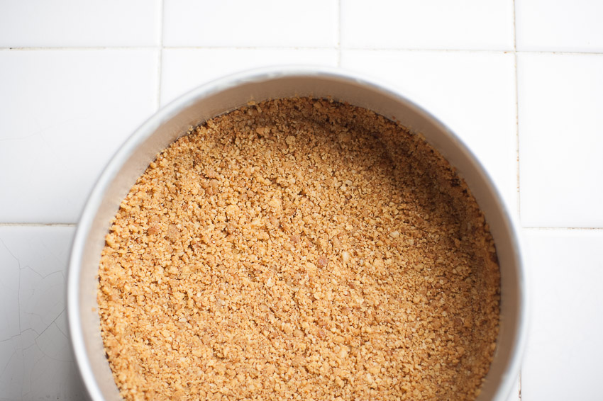 finished gingersnap crust