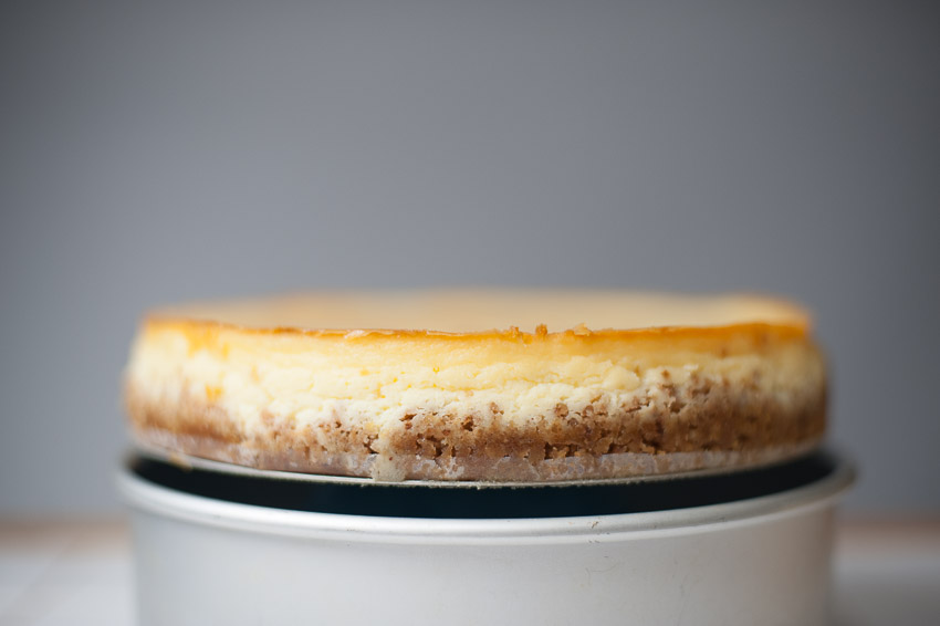 CHEESECAKE RELEASED FROM PAN